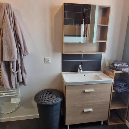 Entre Terres Et - شقة